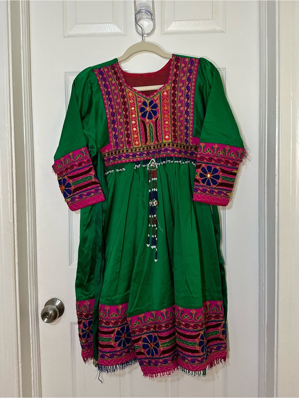 Afghan Kuchi 3-Piece Embroidered Dress Set | Green & Pink Traditional Dress